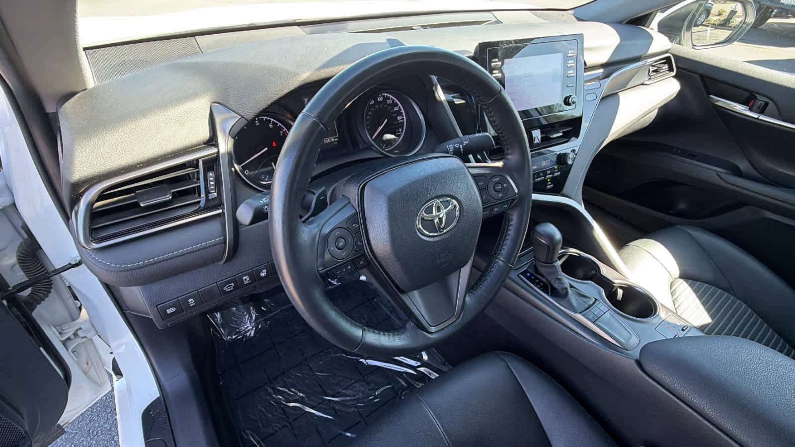 Thumbnail: 2024 Toyota Camry - 10