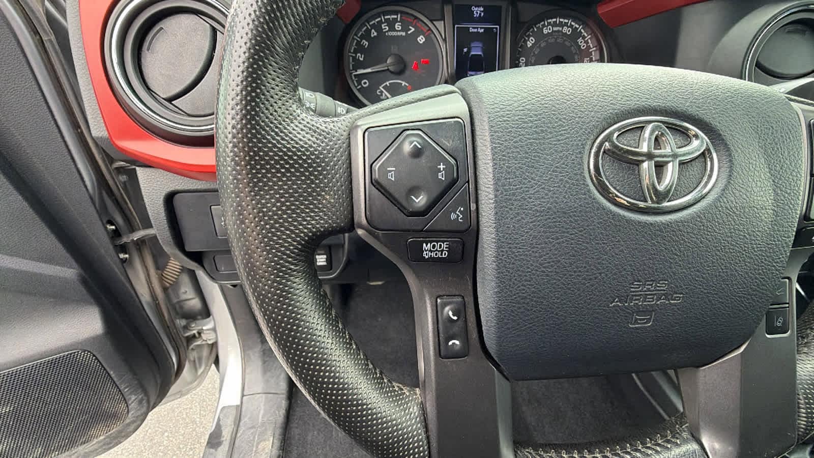 Thumbnail: 2020 Toyota Tacoma - 19