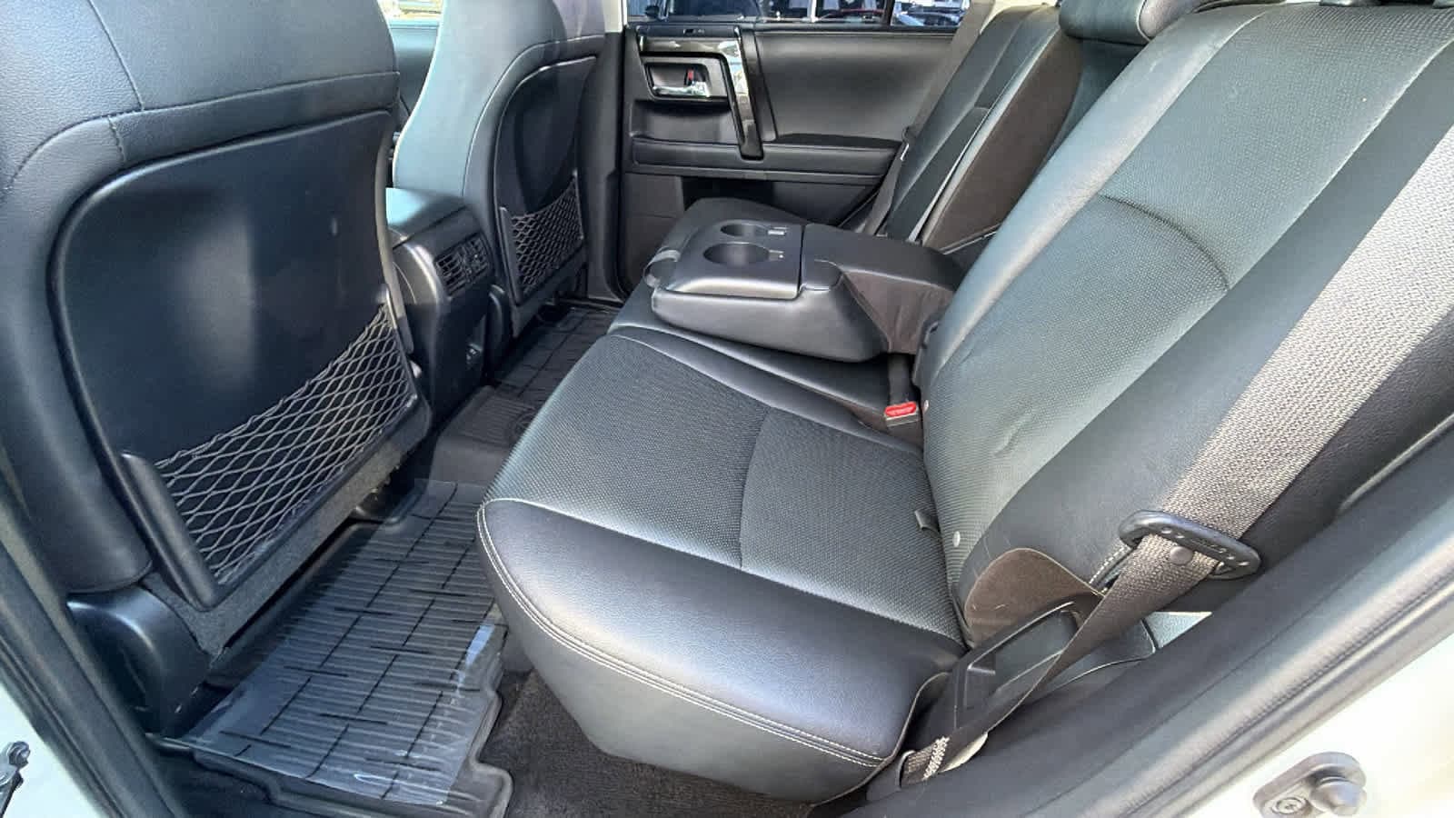 Thumbnail: 2020 Toyota 4Runner - 24