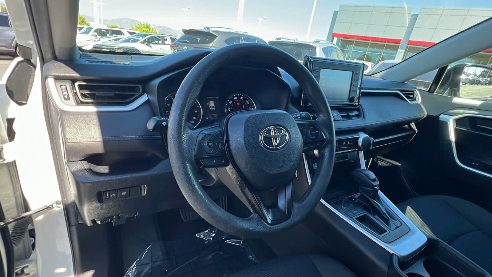 Used 2020 Toyota RAV4 LE with VIN 2T3H1RFV9LW080213 for sale in Redding, CA