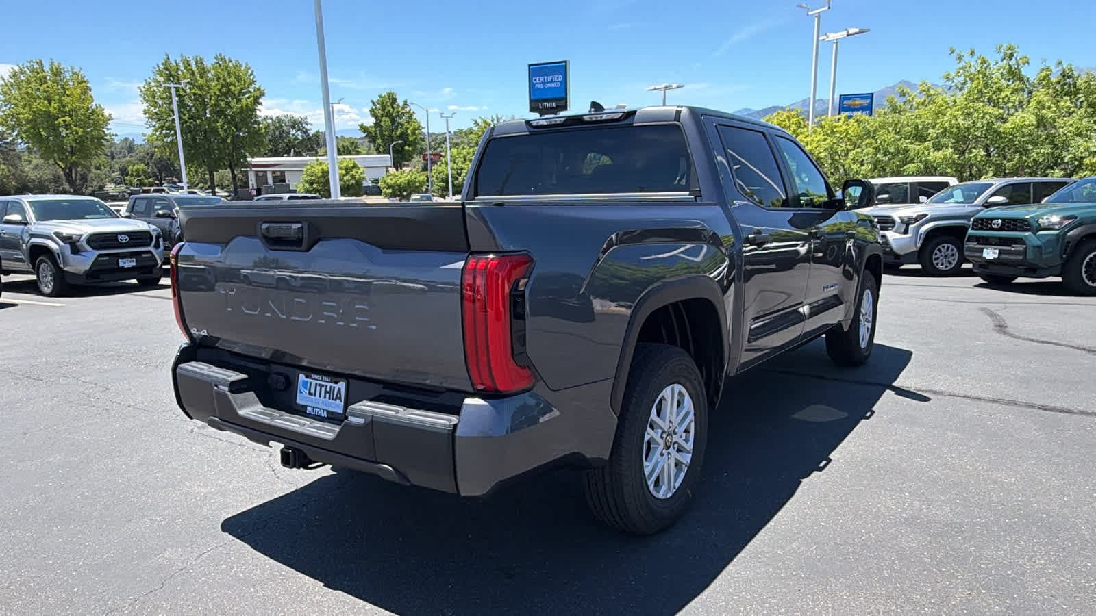 2026 Toyota Tundra SR5 - Photo 5