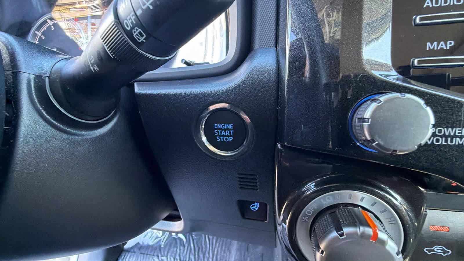 Thumbnail: 2023 Toyota 4Runner - 17