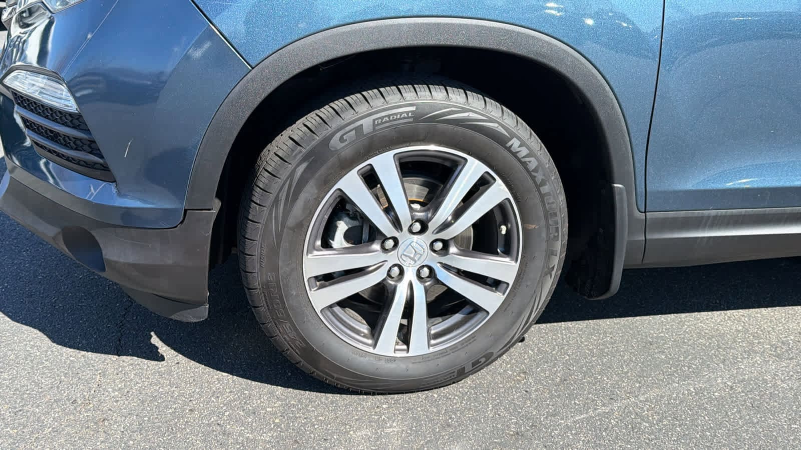 Thumbnail: 2018 Honda Pilot - 9