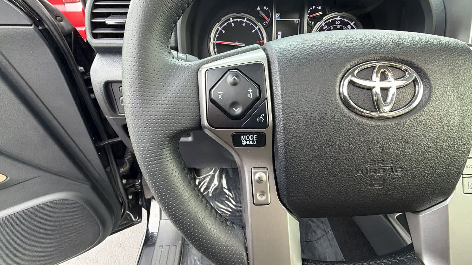 Thumbnail: 2022 Toyota 4Runner - 19