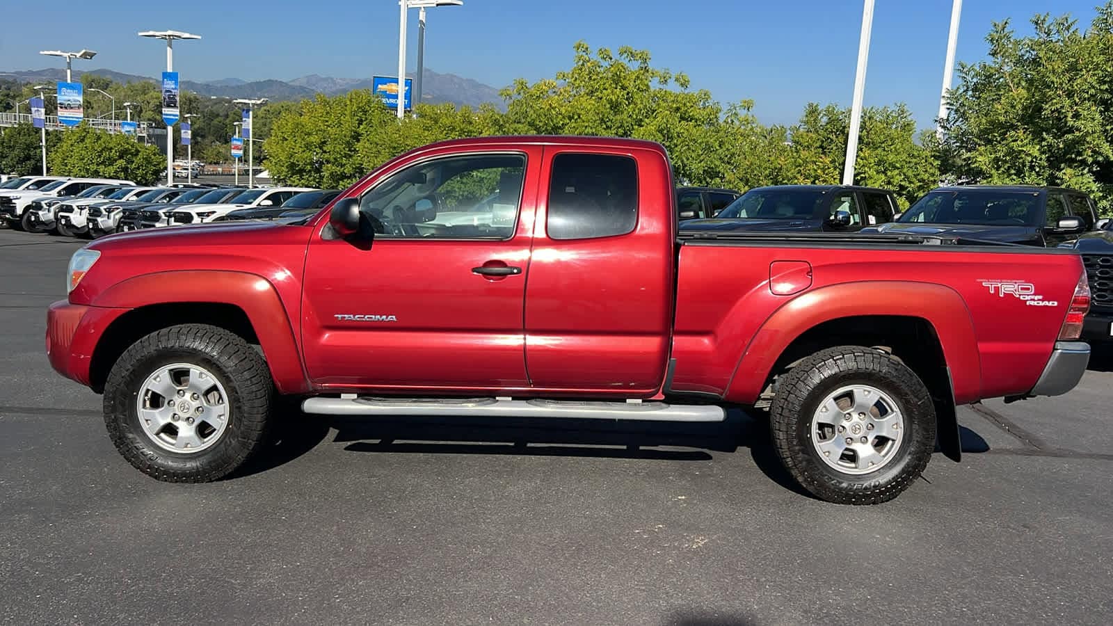 Thumbnail: 2006 Toyota Tacoma - 8