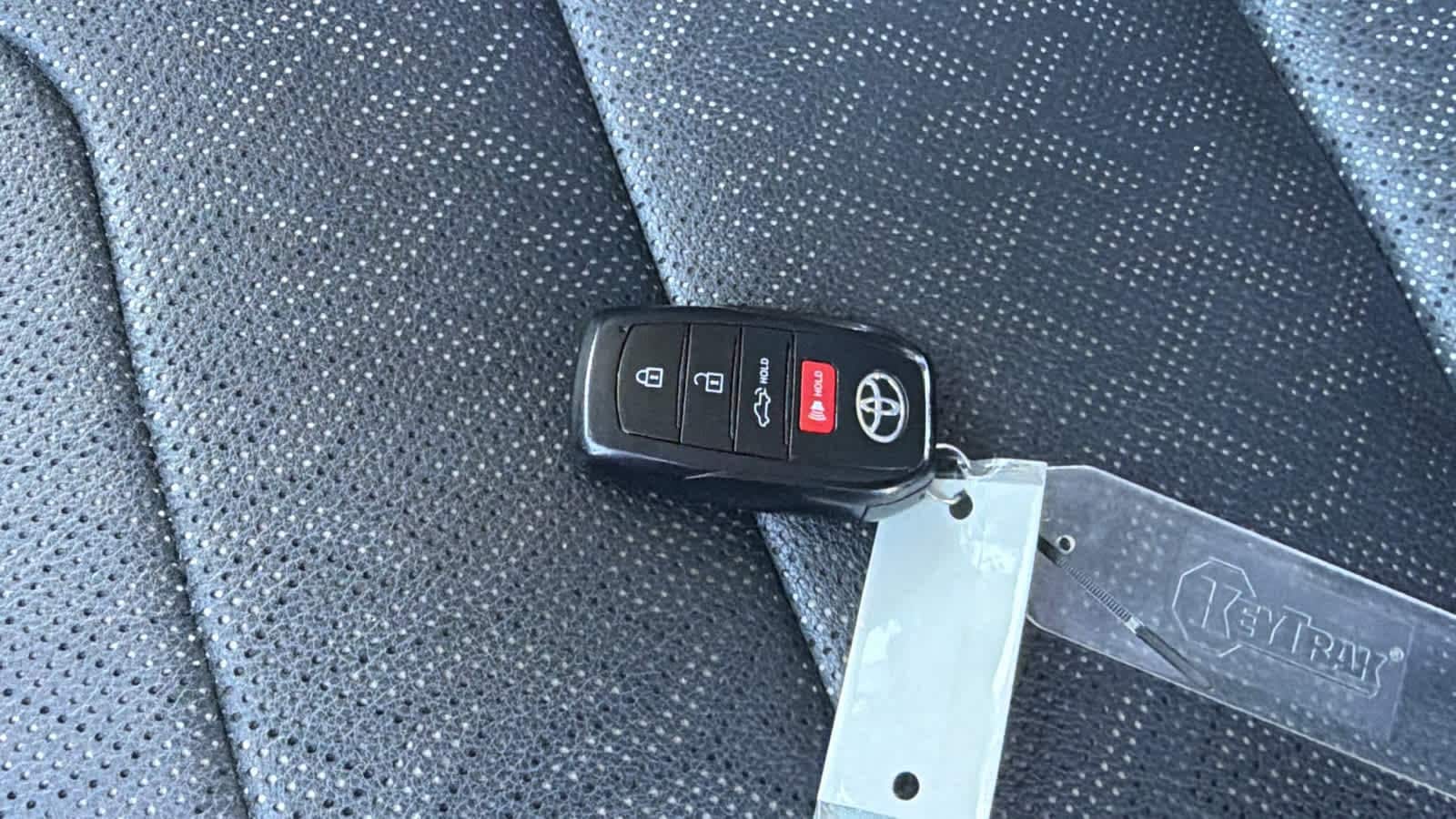 Thumbnail: 2023 Toyota Tundra - 29