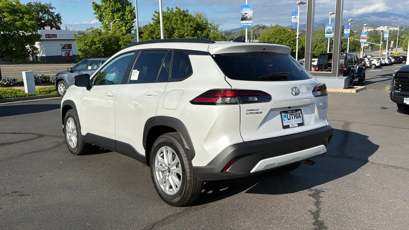 Thumbnail: 2026 Toyota Corolla Cross - 7