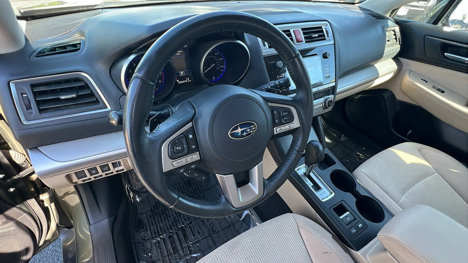 Thumbnail: 2017 Subaru Outback - 10
