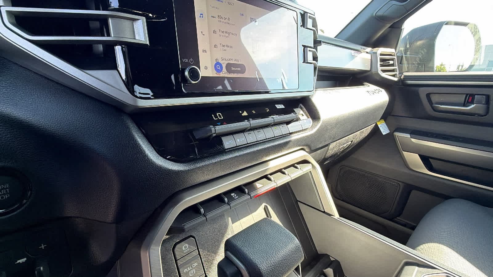 2026 Toyota Tundra SR5 - Photo 14