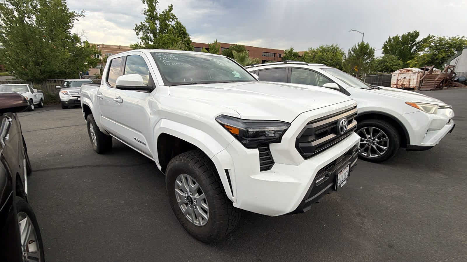 Thumbnail: 2025 Toyota Tacoma - 2