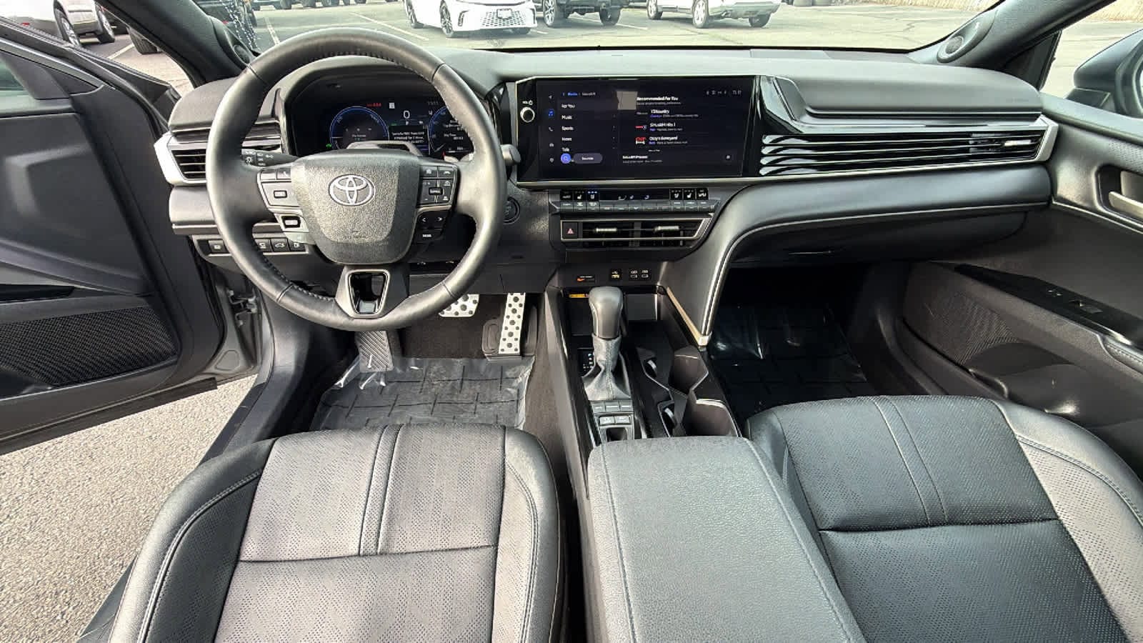 Thumbnail: 2025 Toyota Camry - 26