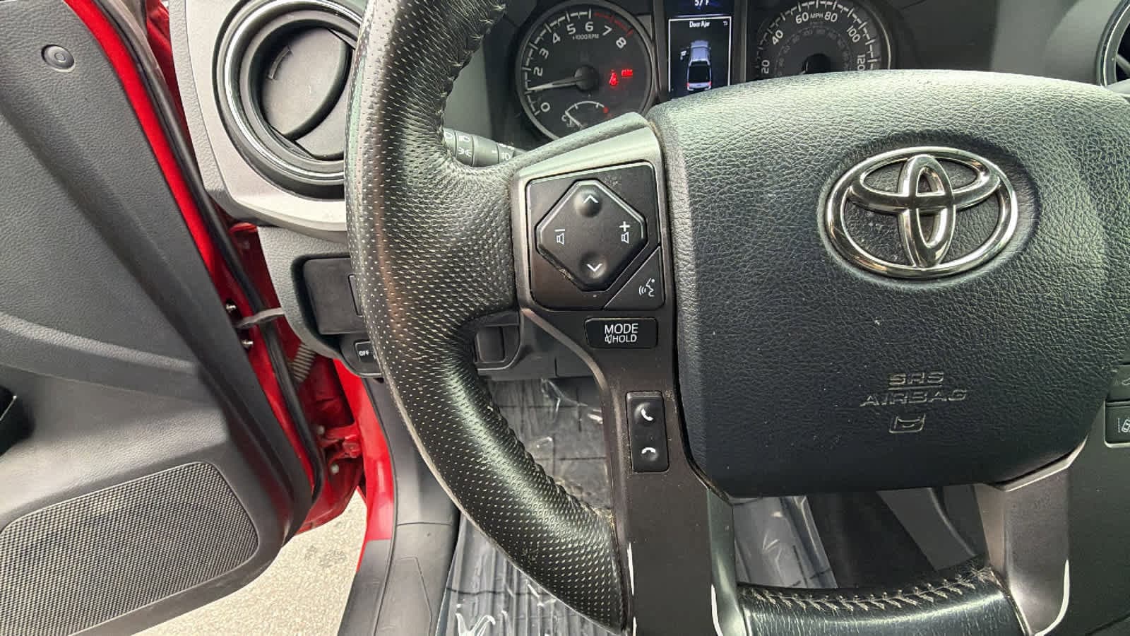 2023 Toyota Tacoma TRD Sport - Photo 19