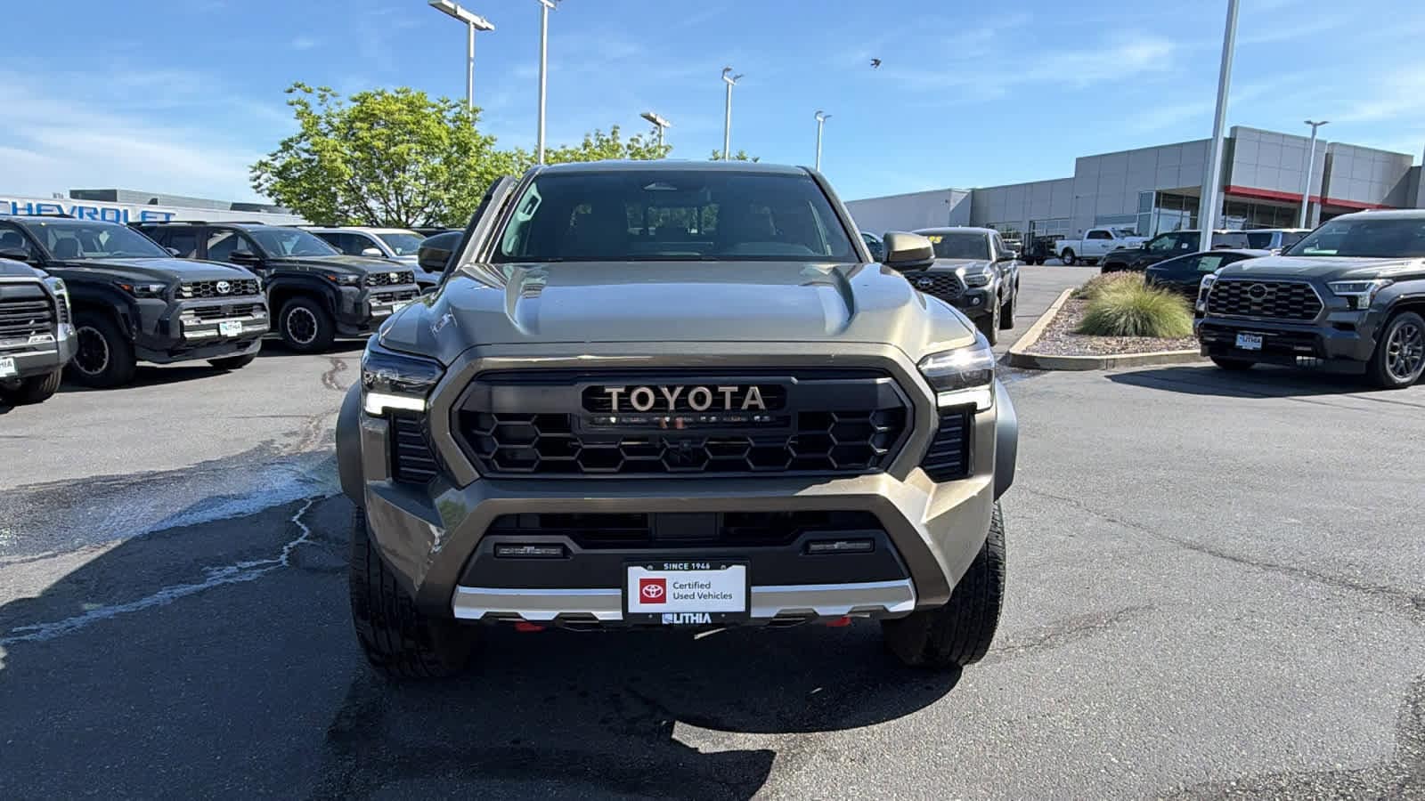 Thumbnail: 2025 Toyota Tacoma - 2