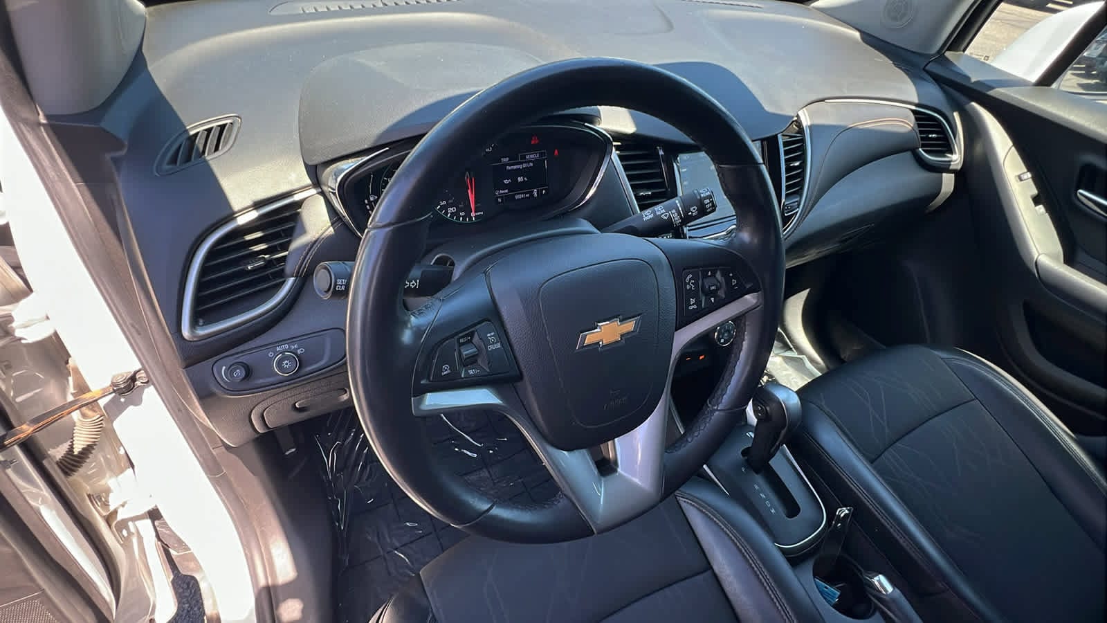 Thumbnail: 2019 Chevrolet Trax - 10