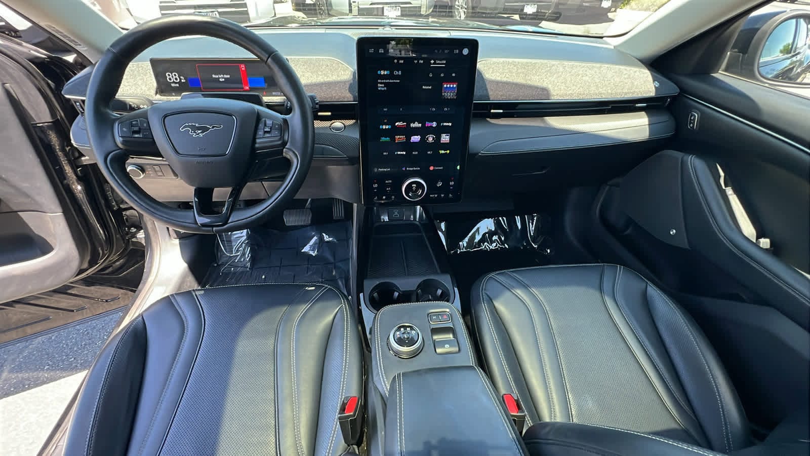 Thumbnail: 2021 Ford Mustang Mach-E - 26
