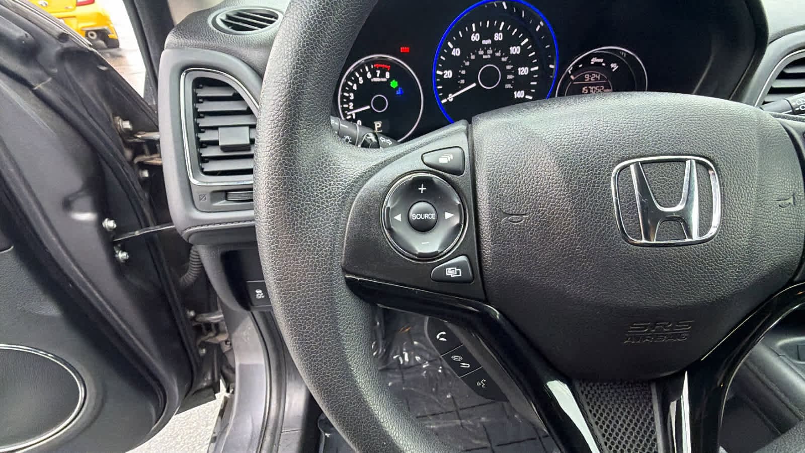 Thumbnail: 2016 Honda HR-V - 19