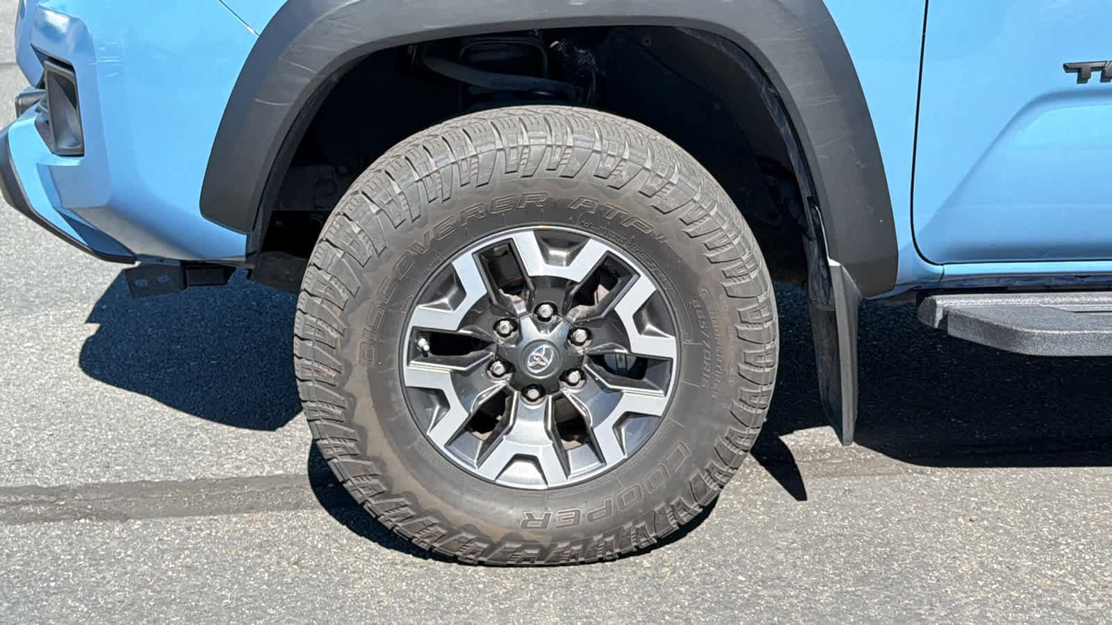 Thumbnail: 2019 Toyota Tacoma - 9