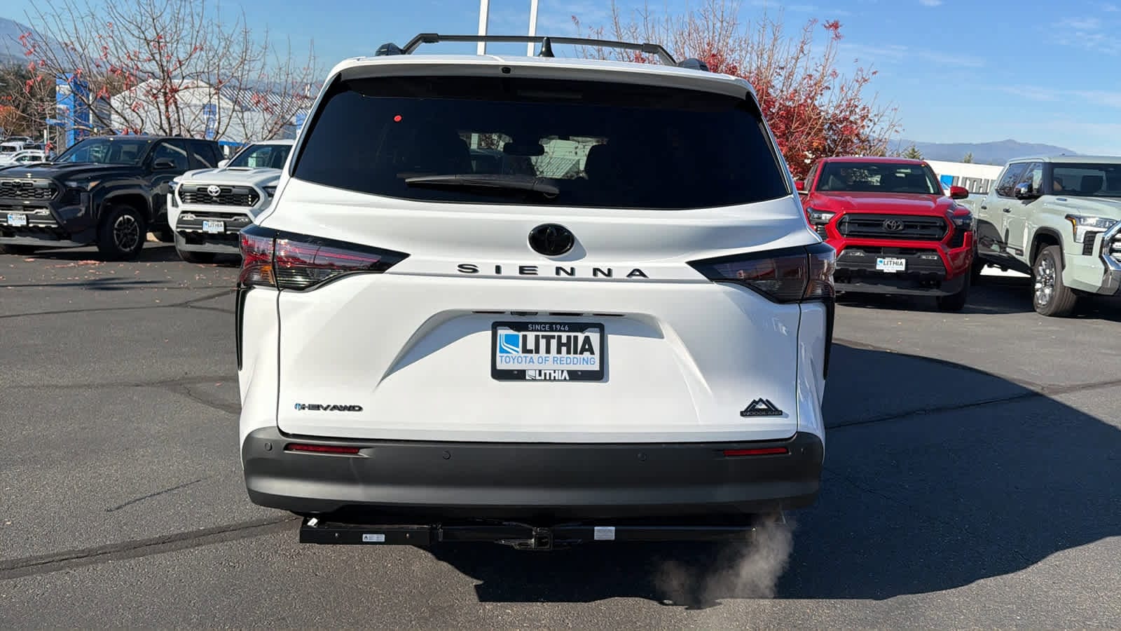 Thumbnail: 2026 Toyota Sienna - 6