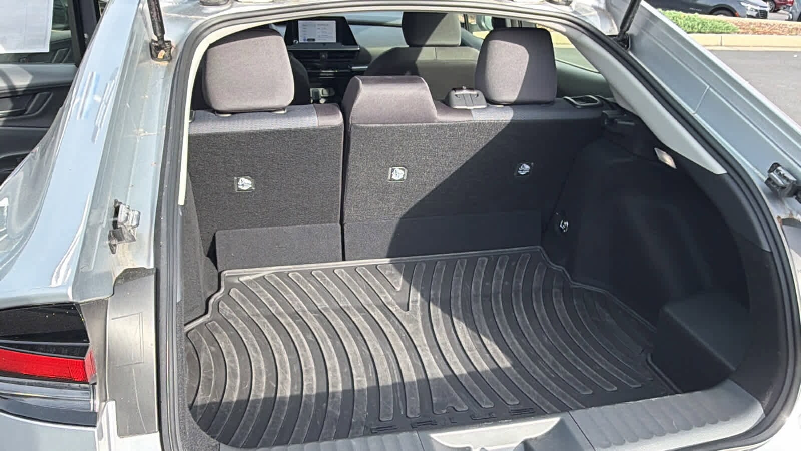 Thumbnail: 2024 Toyota Prius - 27