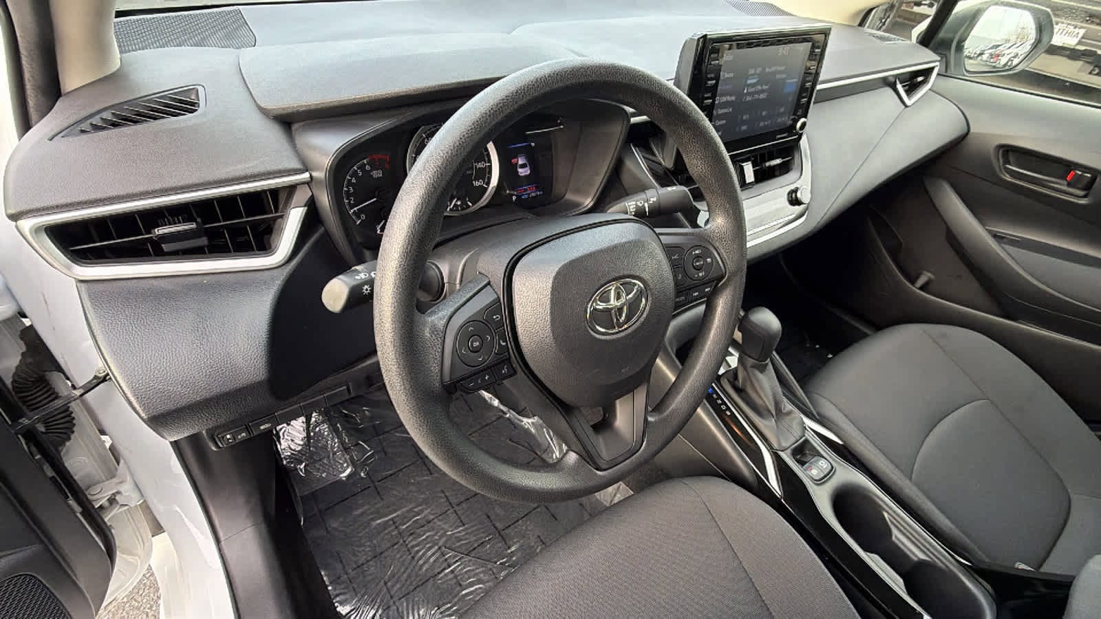 Thumbnail: 2022 Toyota Corolla - 10