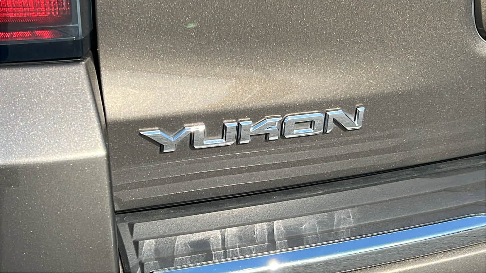 Thumbnail: 2016 GMC Yukon - 28