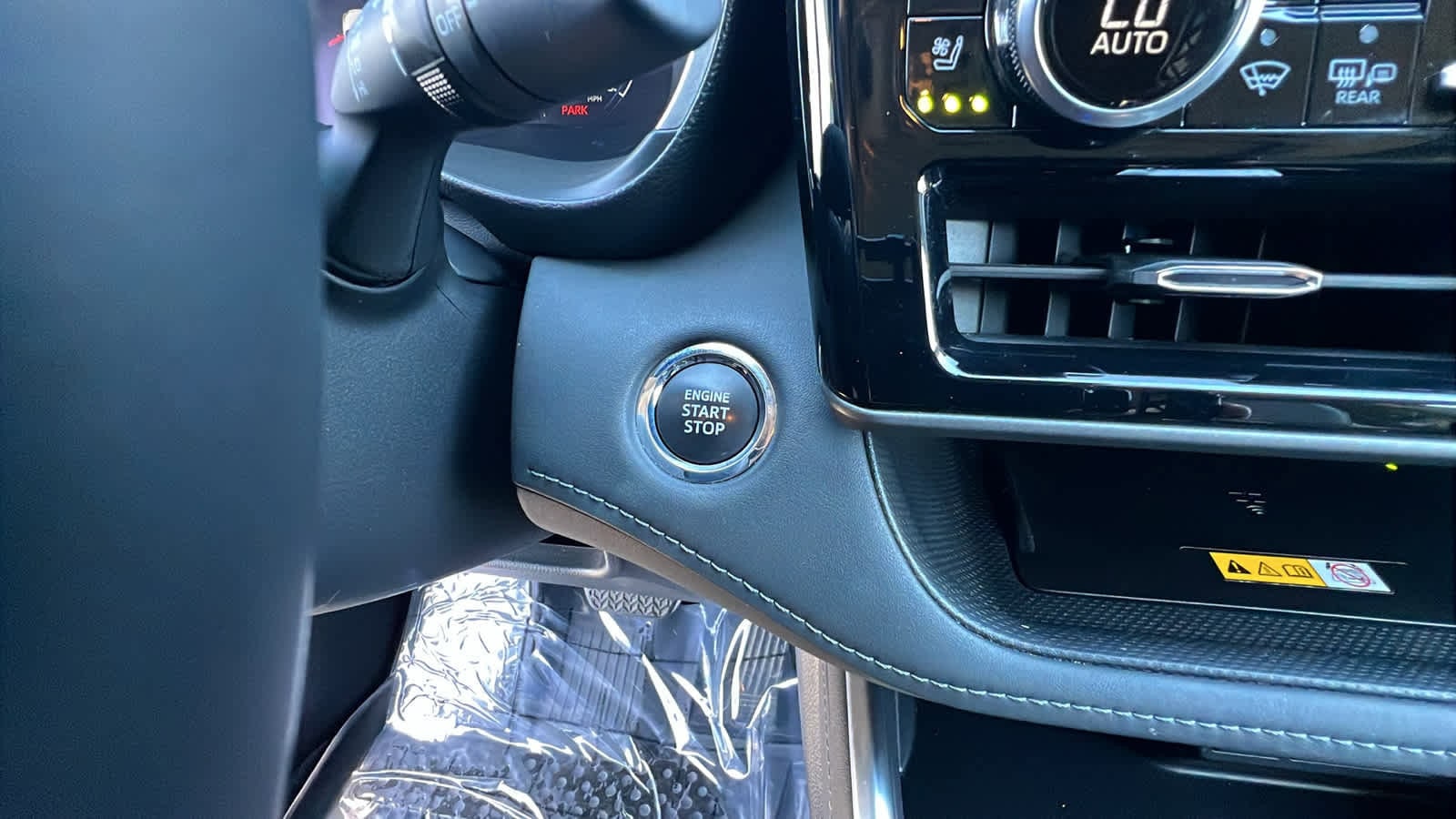 Thumbnail: 2023 Toyota Highlander - 17