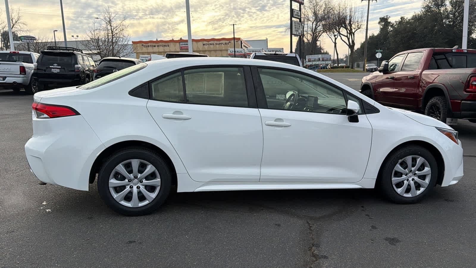 Thumbnail: 2022 Toyota Corolla - 4