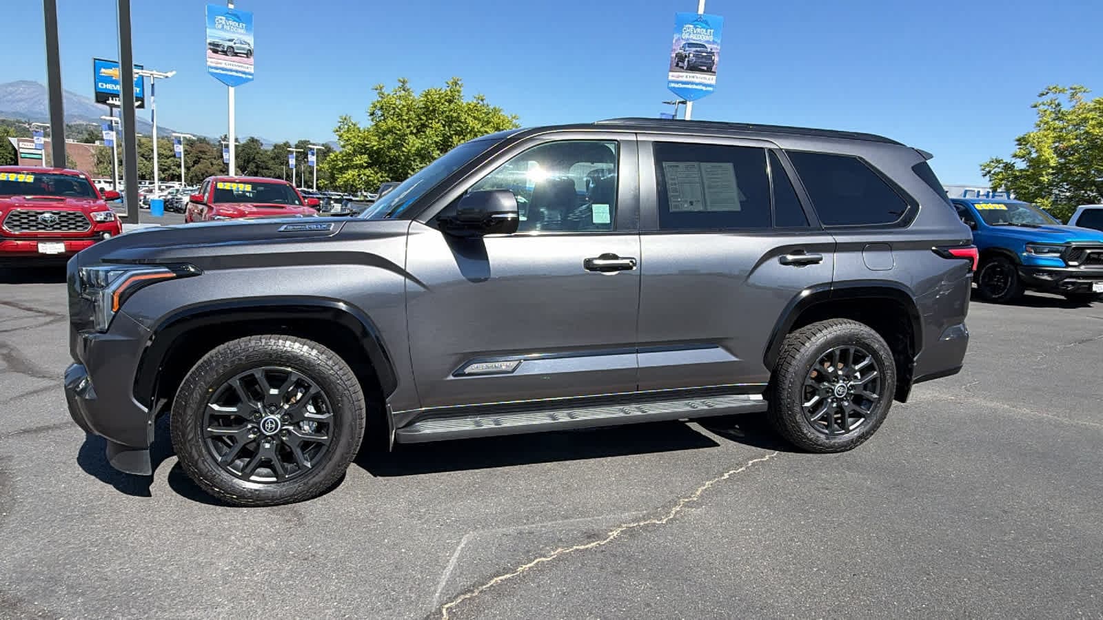 Thumbnail: 2024 Toyota Sequoia - 8