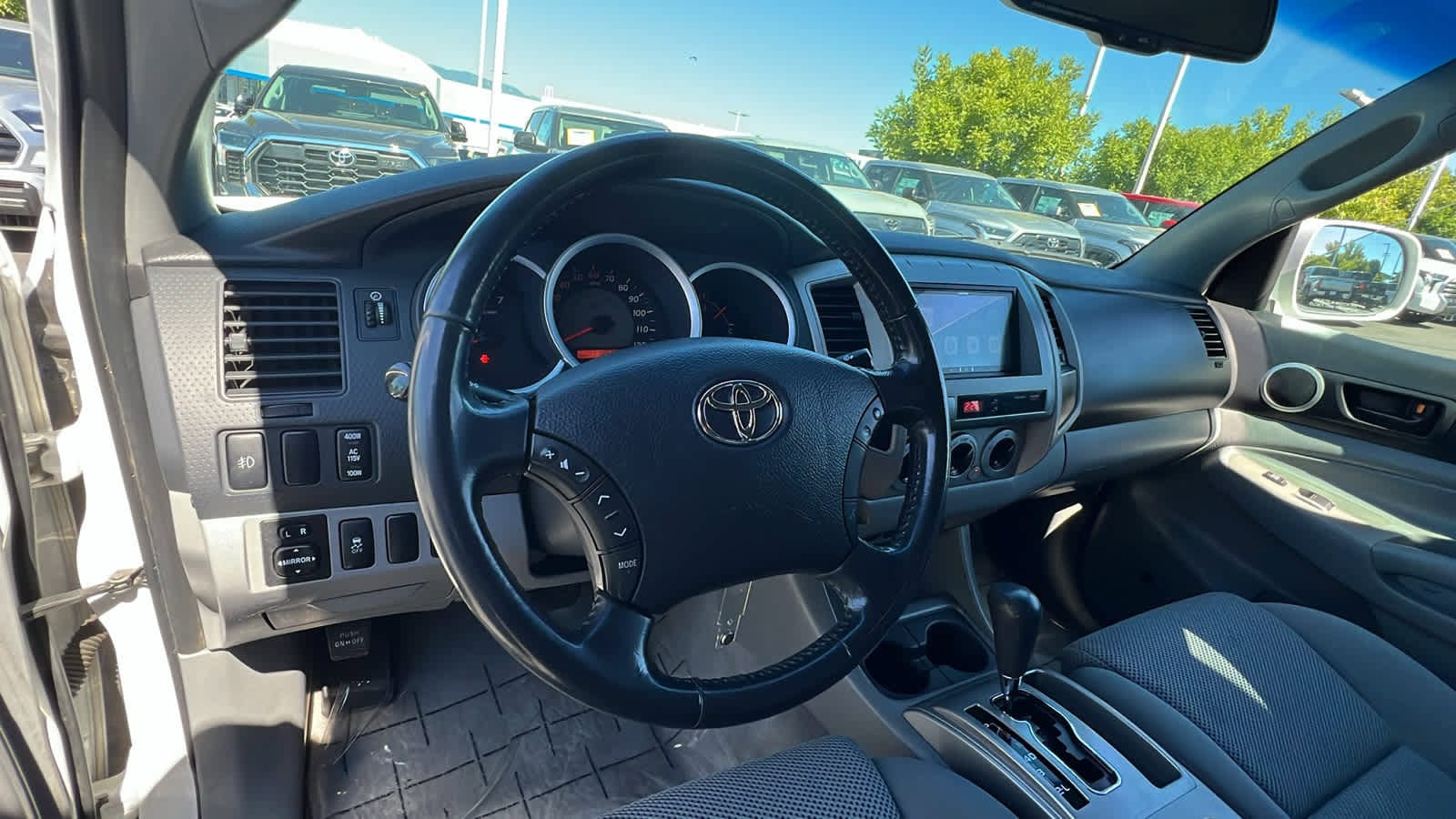 Used 2010 Toyota Tacoma Base with VIN 3TMMU4FN7AM019918 for sale in Redding, CA