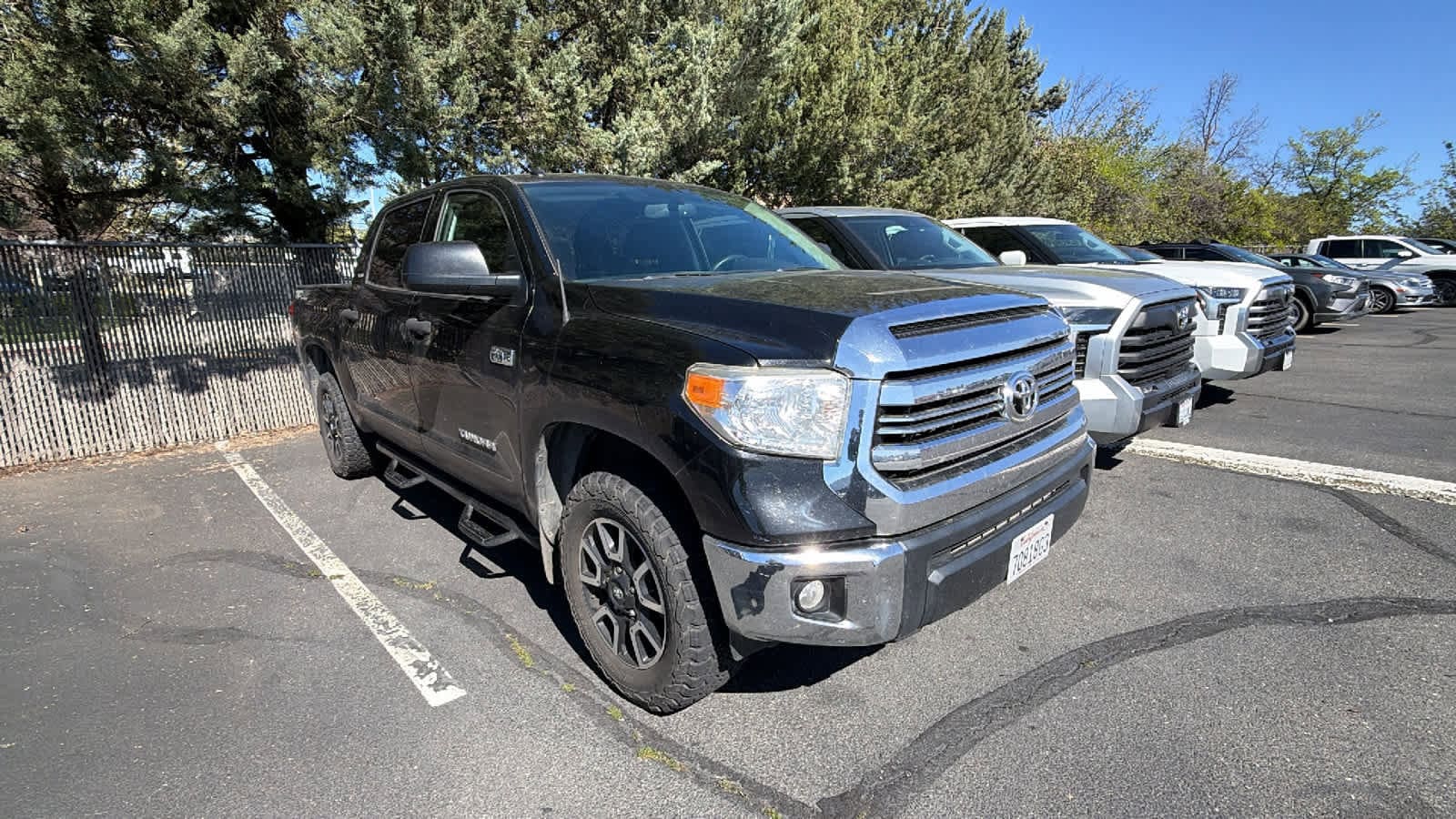 Thumbnail: 2017 Toyota Tundra - 2