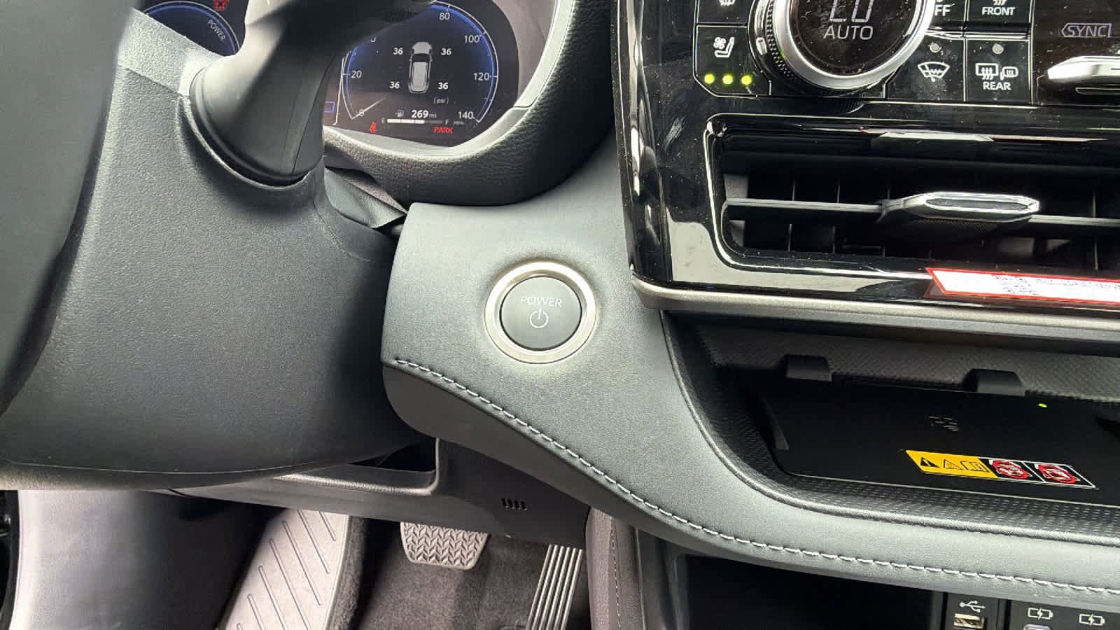 Thumbnail: 2026 Toyota Highlander - 17