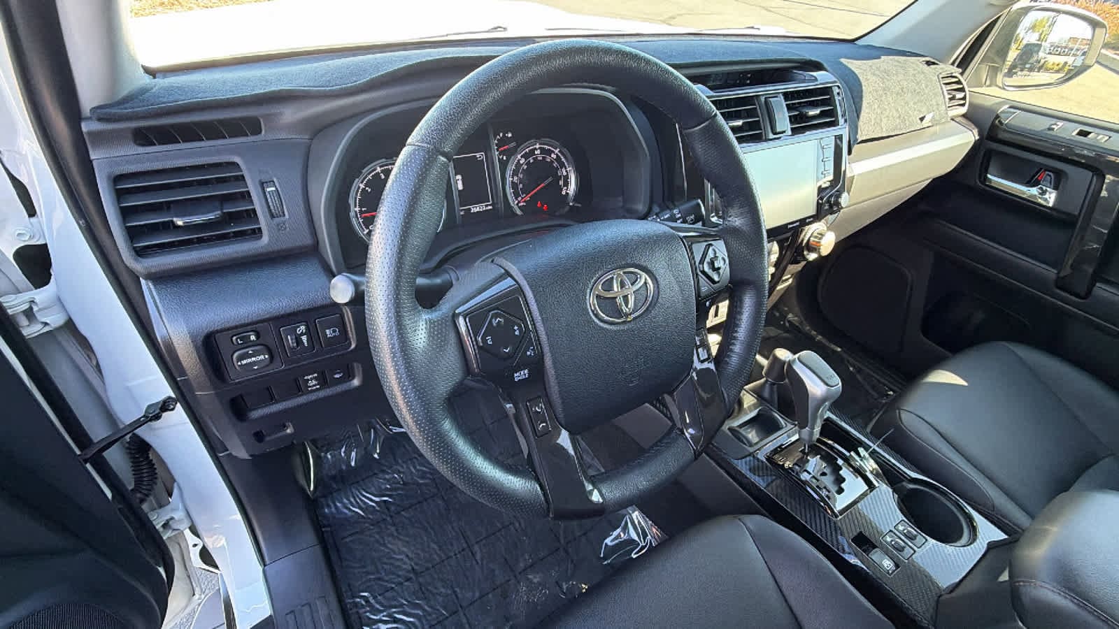 Thumbnail: 2023 Toyota 4Runner - 10