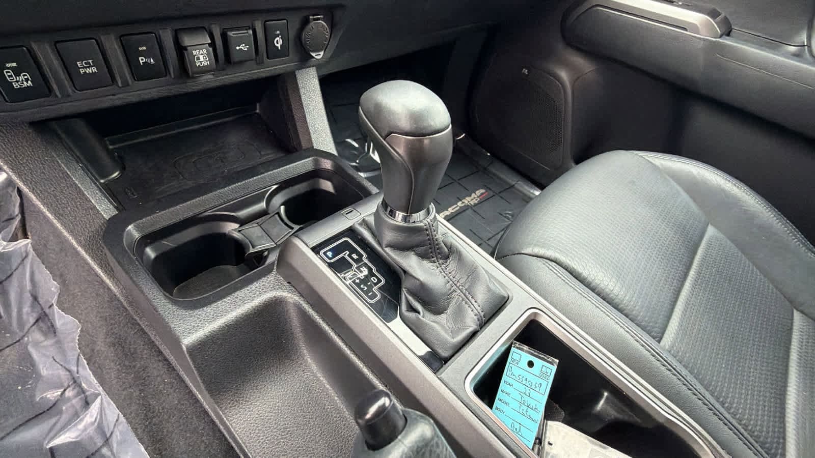 Thumbnail: 2023 Toyota Tacoma - 13