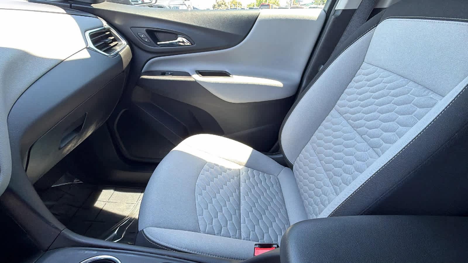 Thumbnail: 2021 Chevrolet Equinox - 11