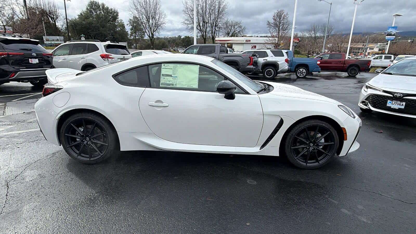 Thumbnail: 2026 Toyota GR86 - 4