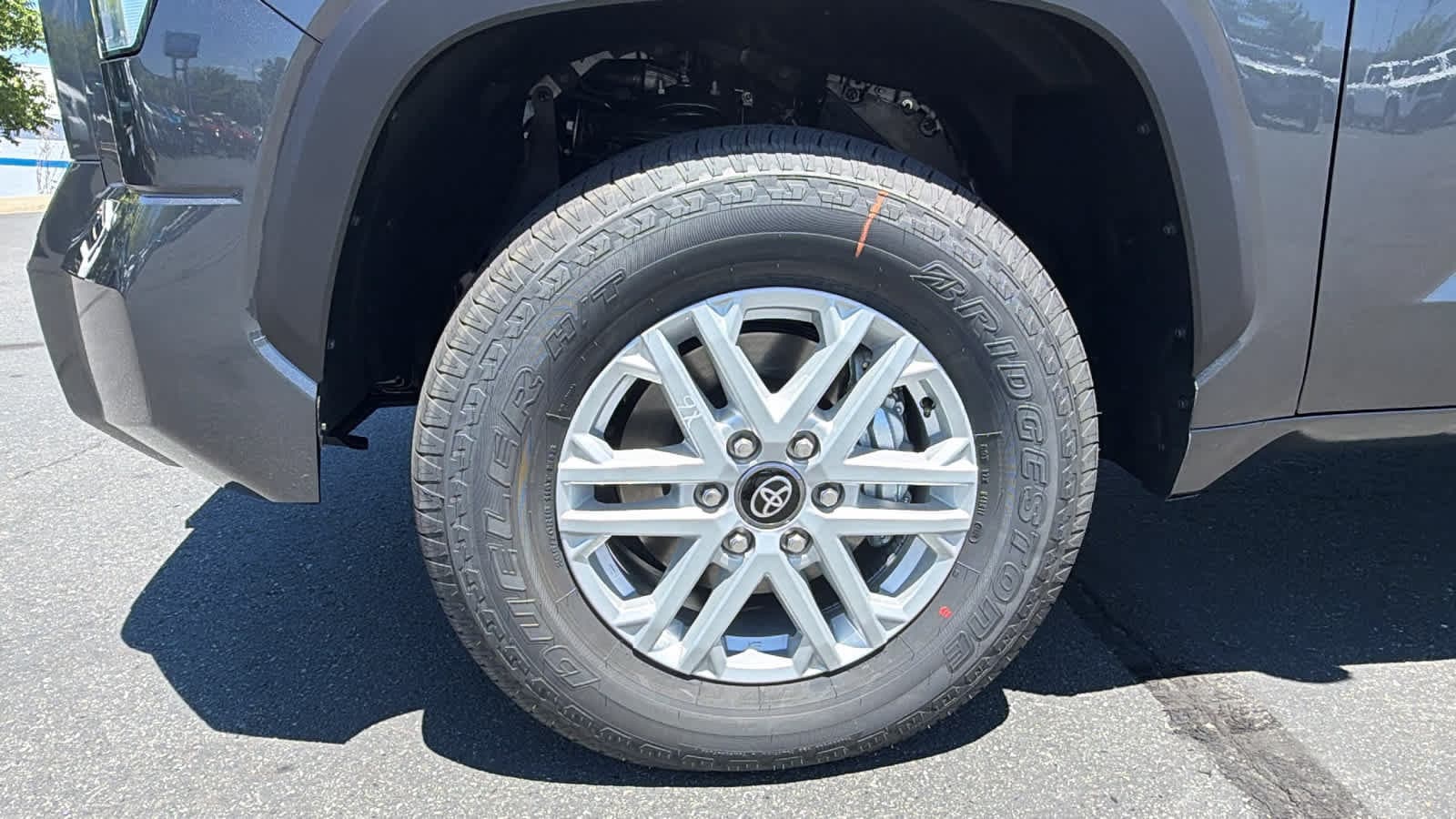2026 Toyota Tundra SR5 - Photo 9
