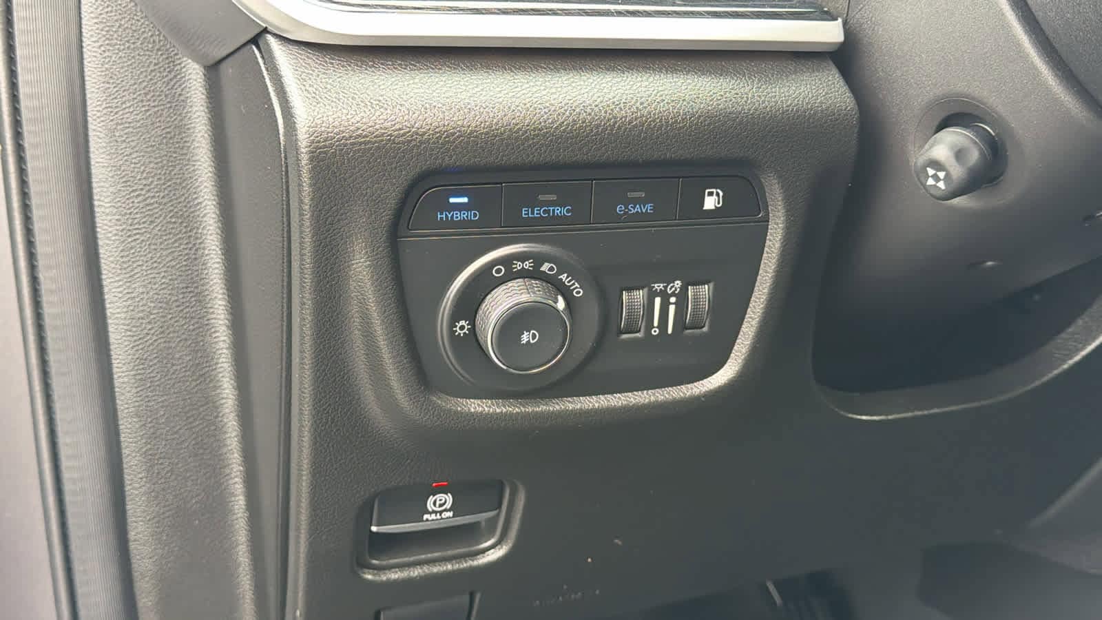 Thumbnail: 2022 Jeep Grand Cherokee - 34