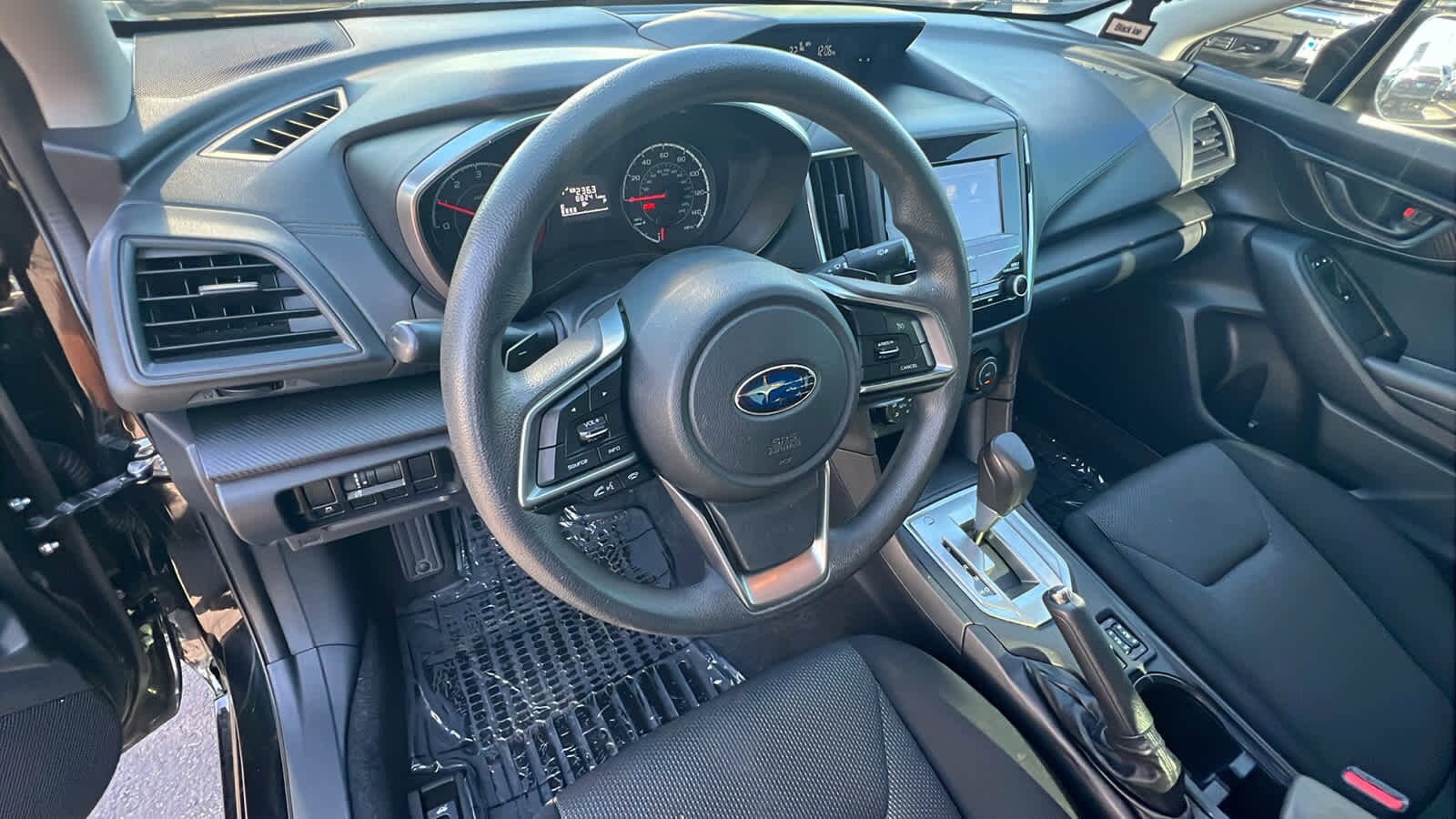 Thumbnail: 2017 Subaru Impreza - 10