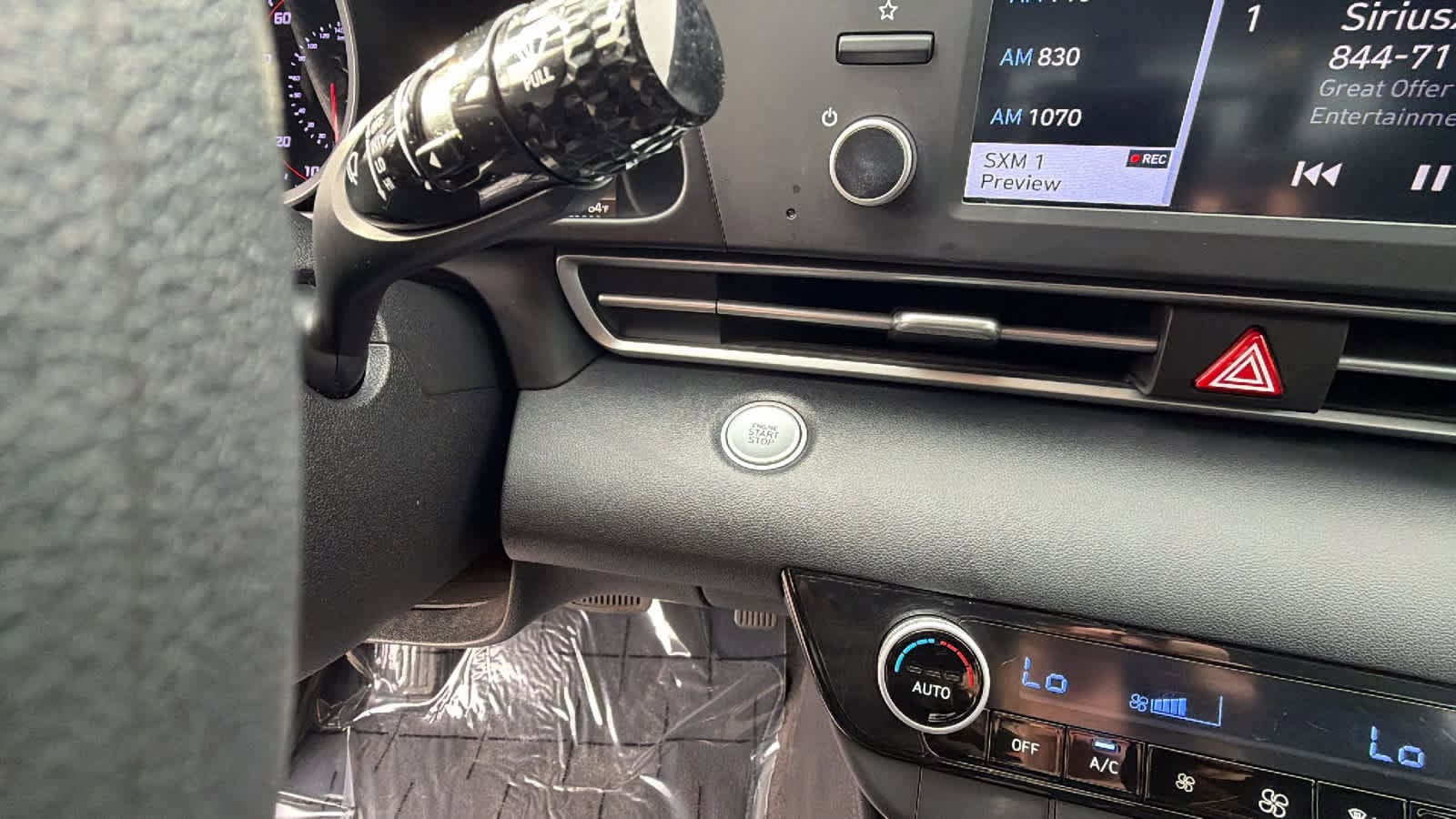 Thumbnail: 2021 Hyundai Elantra - 17