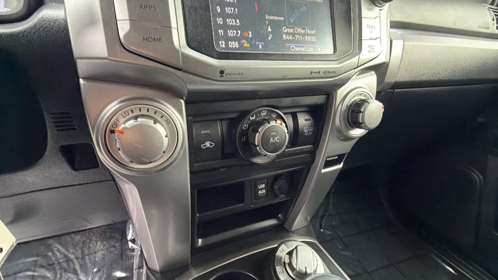 Thumbnail: 2017 Toyota 4Runner - 11