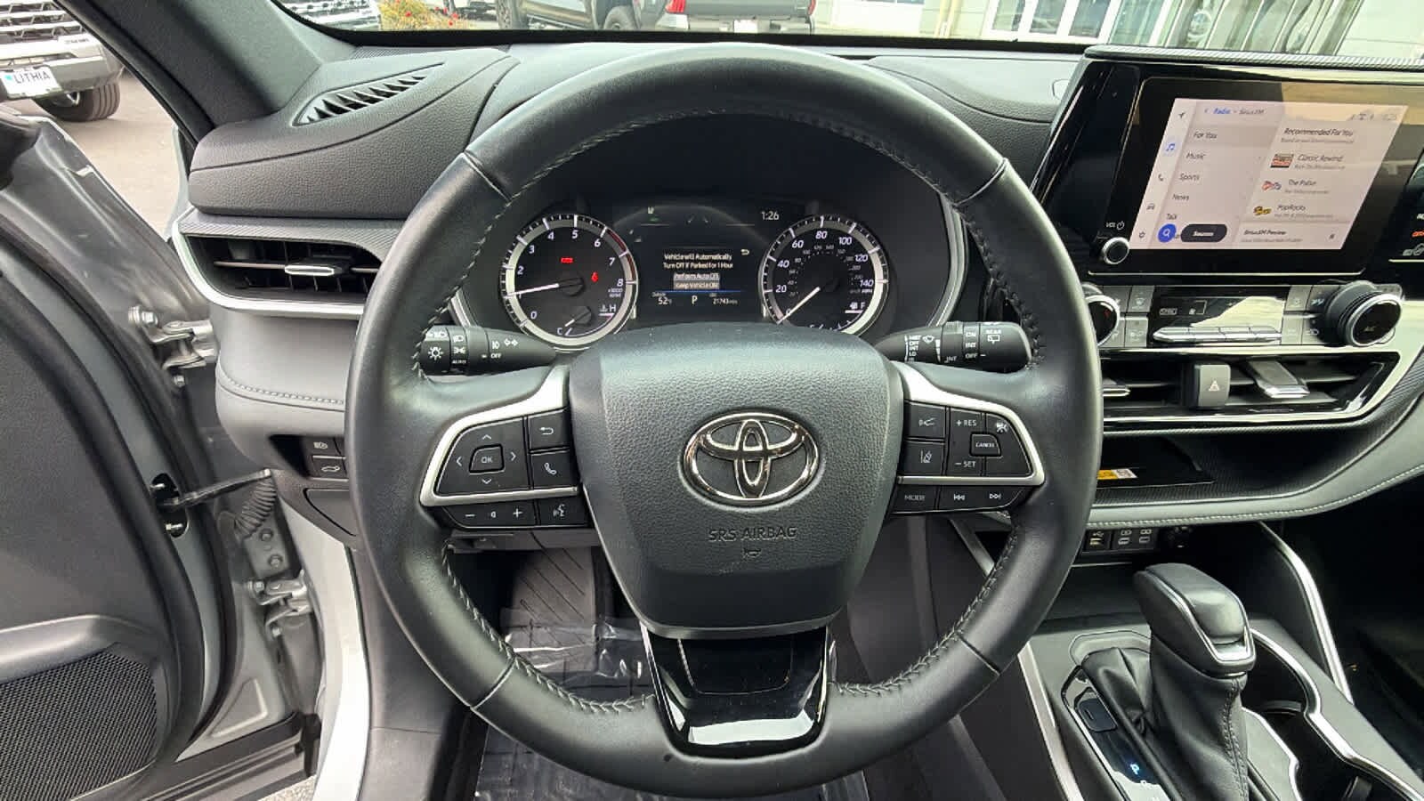 Thumbnail: 2024 Toyota Highlander - 18