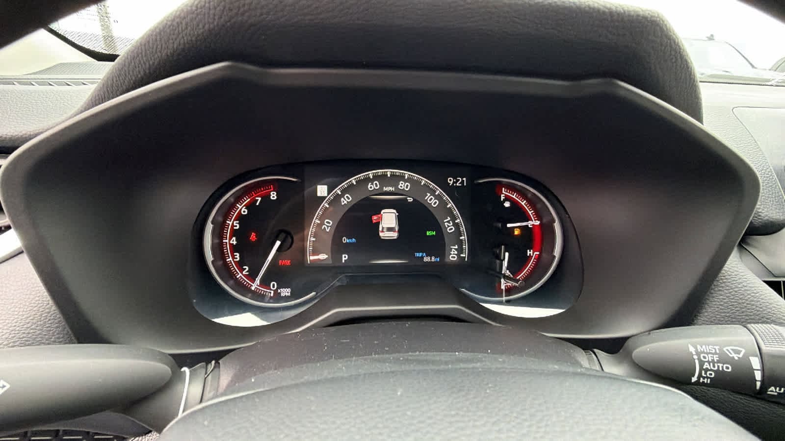 Thumbnail: 2025 Toyota RAV4 - 21