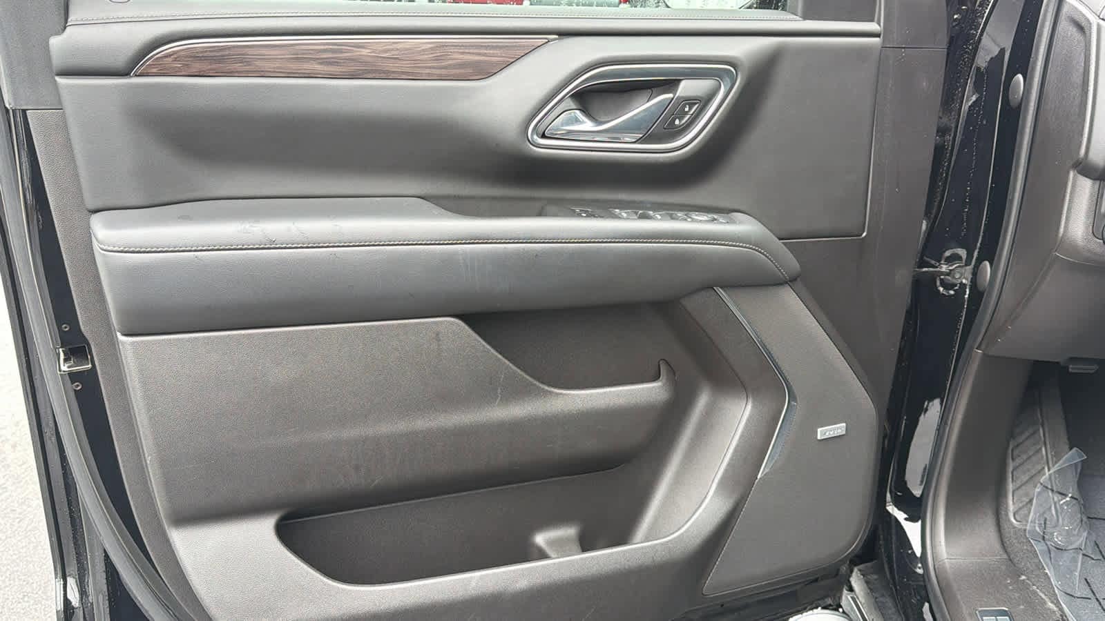 Thumbnail: 2021 Chevrolet Tahoe - 23