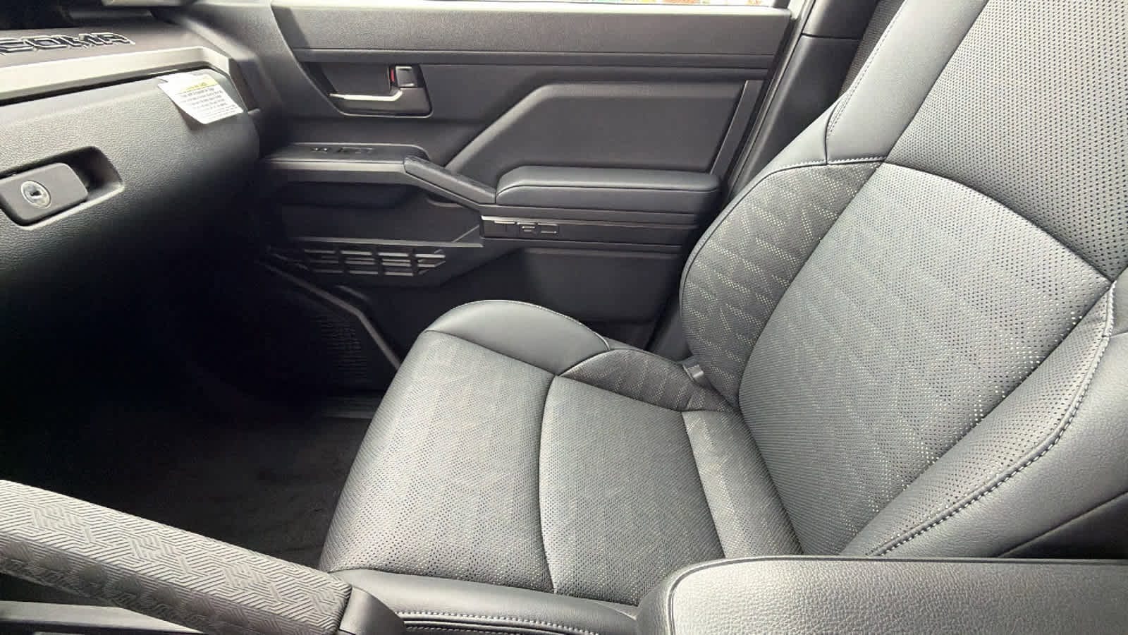 Thumbnail: 2025 Toyota Tacoma - 12