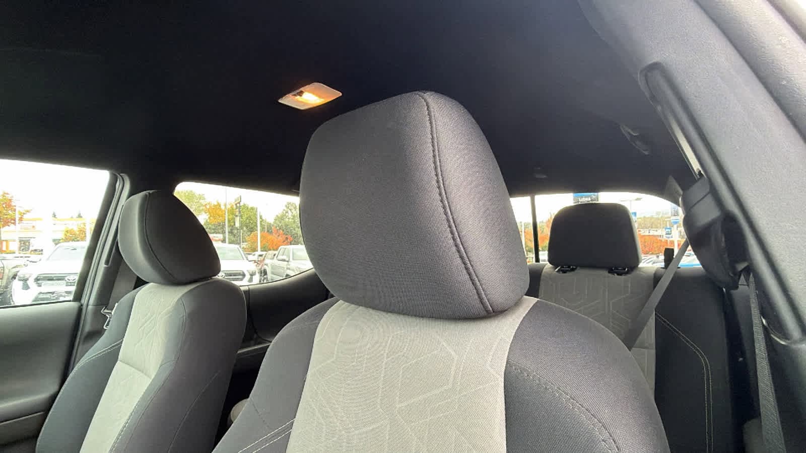 Thumbnail: 2022 Toyota Tacoma - 11