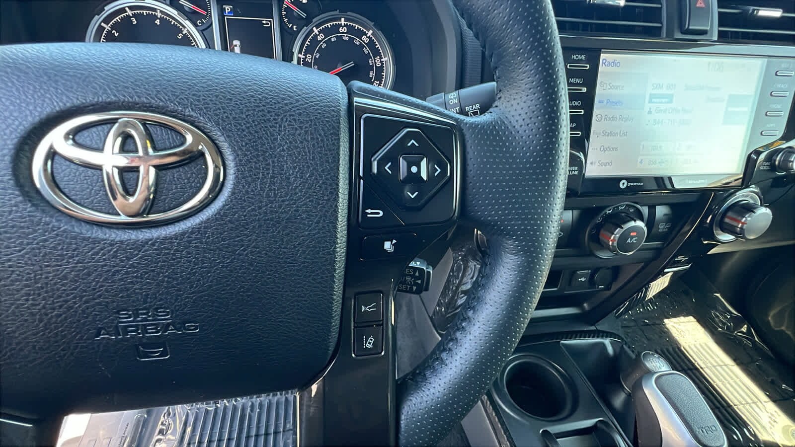 Thumbnail: 2023 Toyota 4Runner - 20