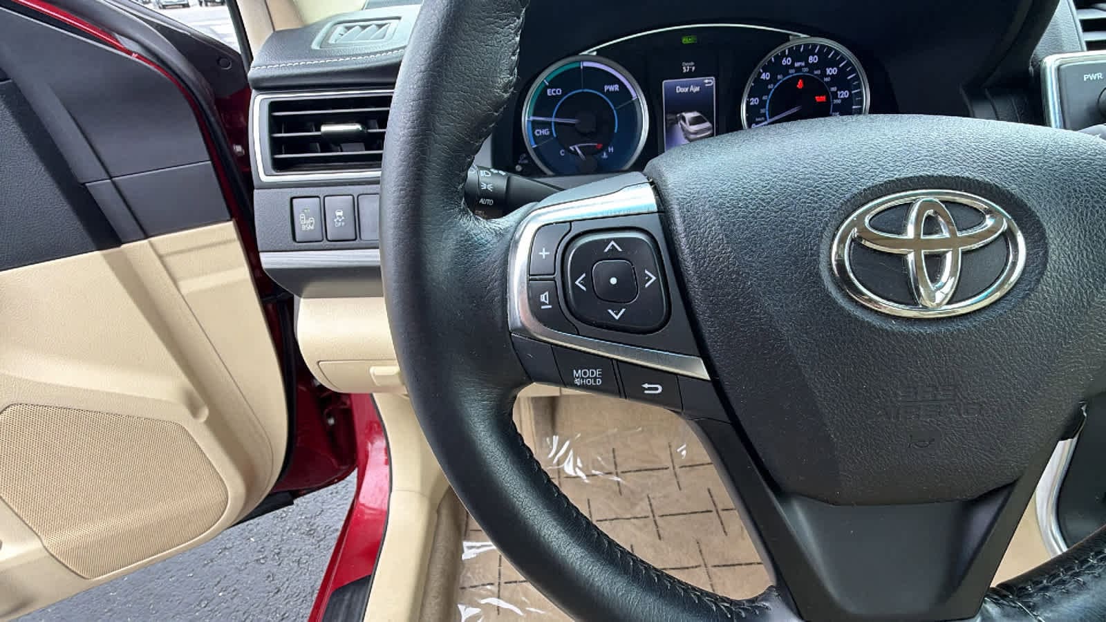 Thumbnail: 2015 Toyota Camry - 19