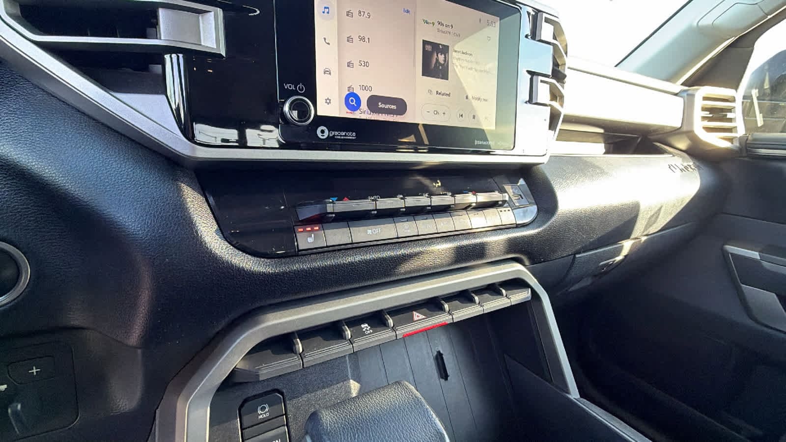 Thumbnail: 2023 Toyota Tundra - 14