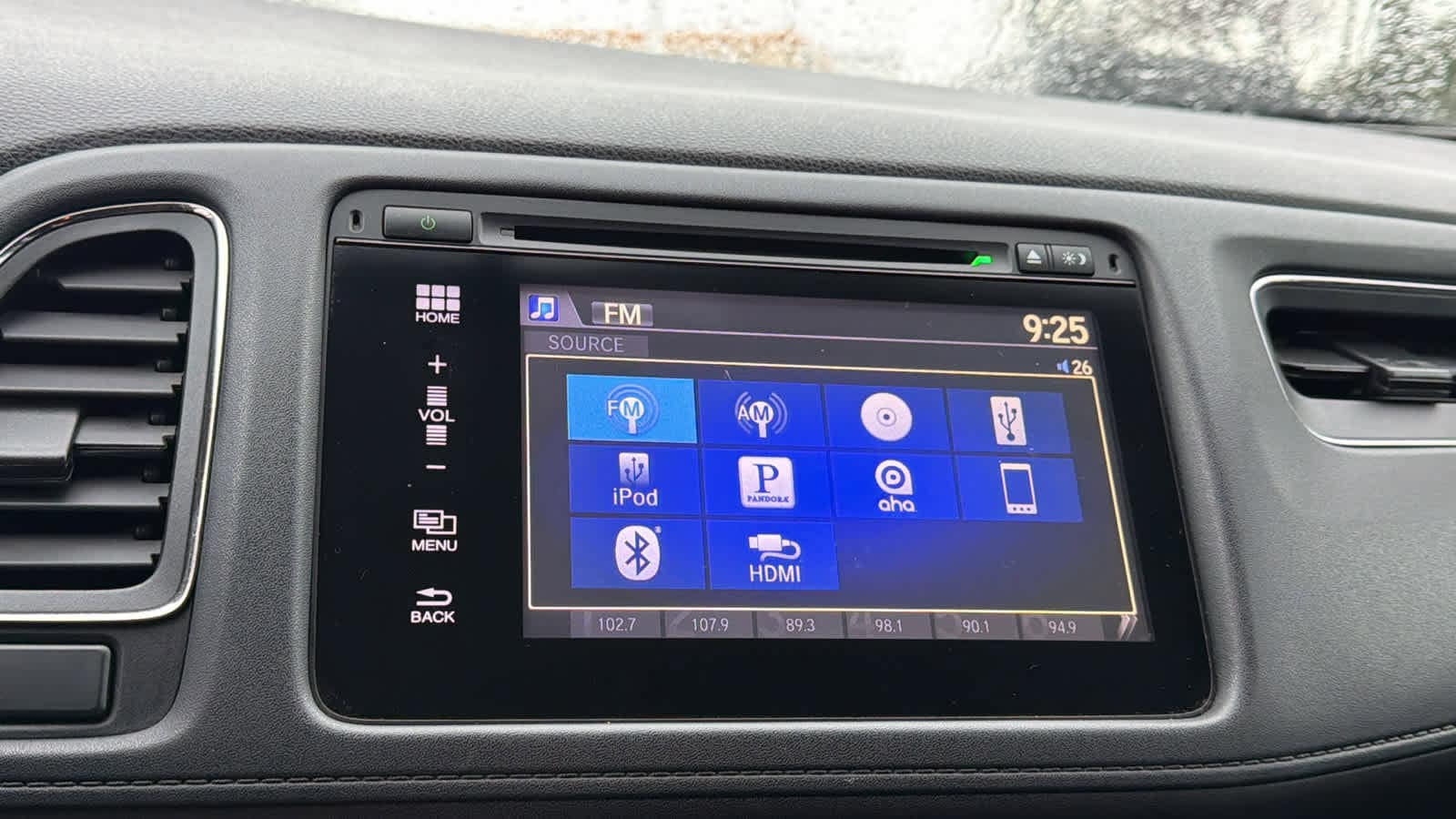 Thumbnail: 2016 Honda HR-V - 15