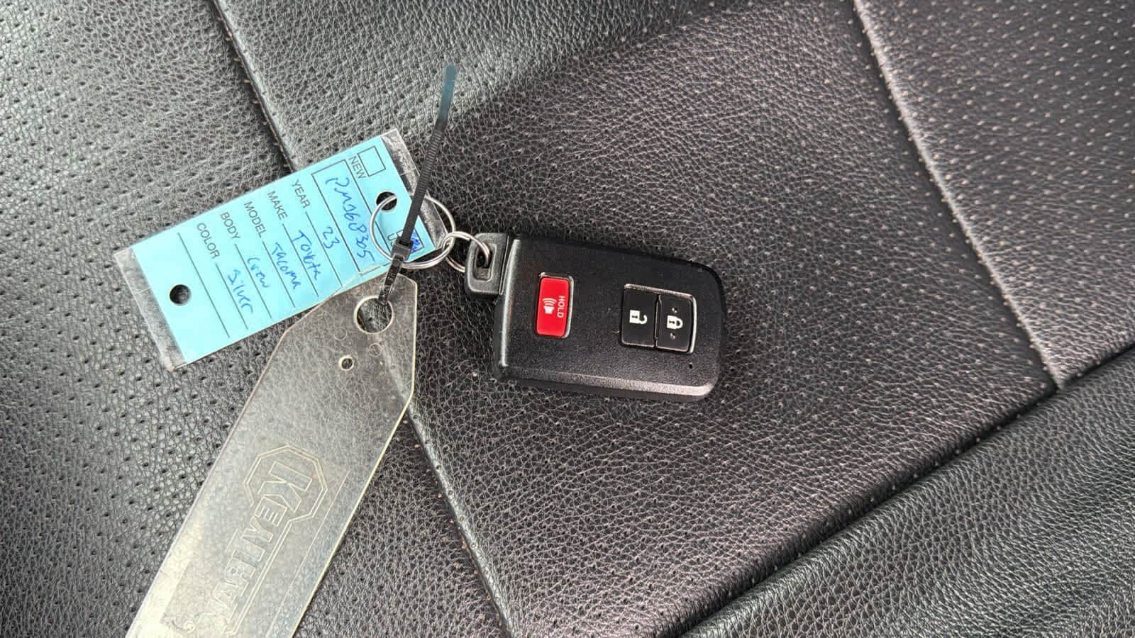 Thumbnail: 2023 Toyota Tacoma - 29